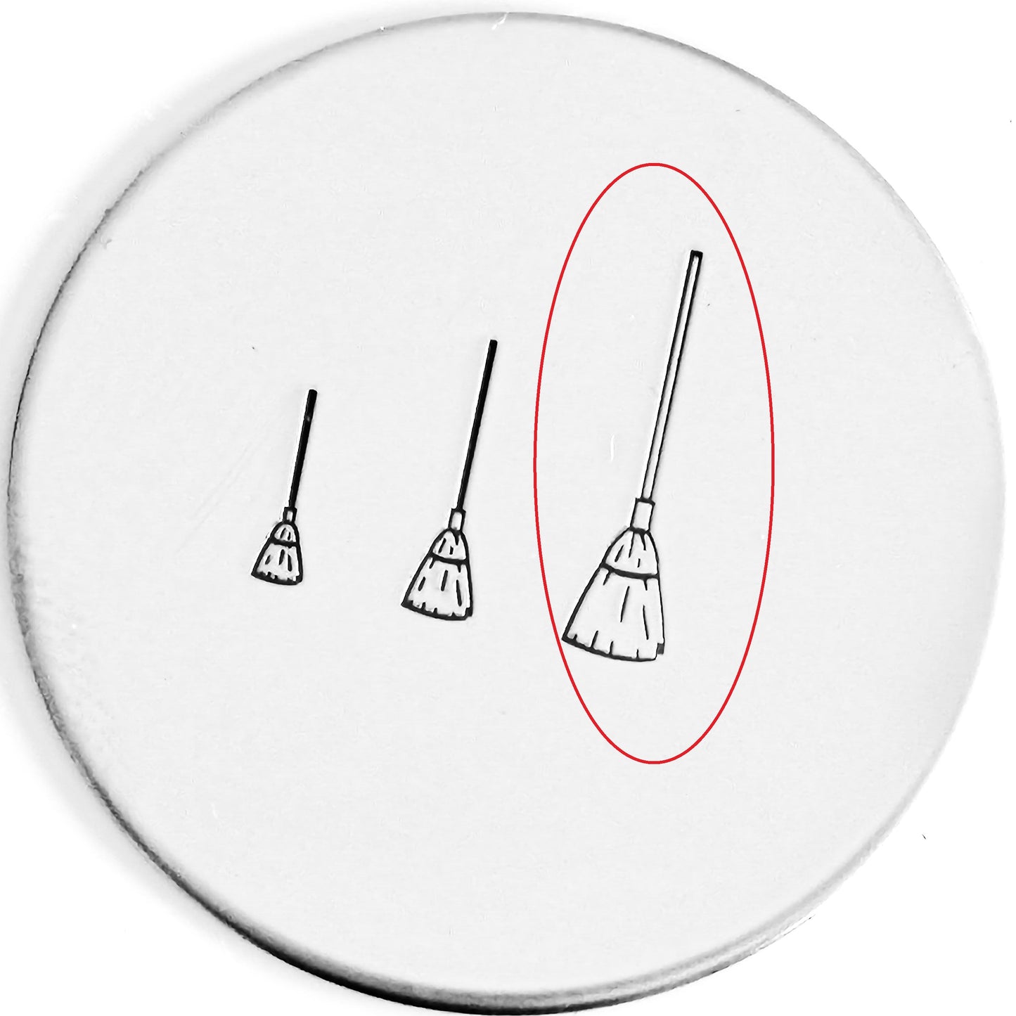 Broom #06